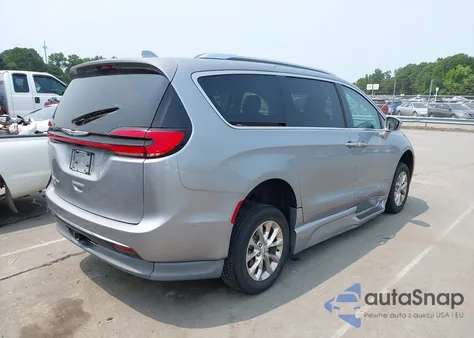 2021 Chrysler Pacifica Touring L z USA, uszkodzony, nr VIN 2C4RC1BG7MR548331